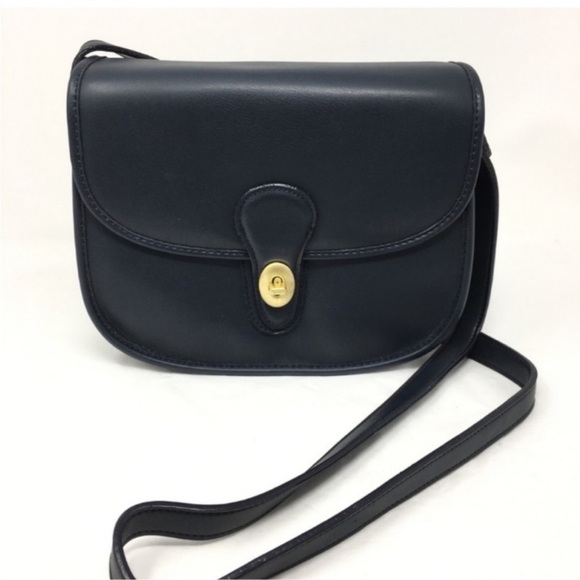 Private Label Black Shoulder Bag - Picture 2 of 5